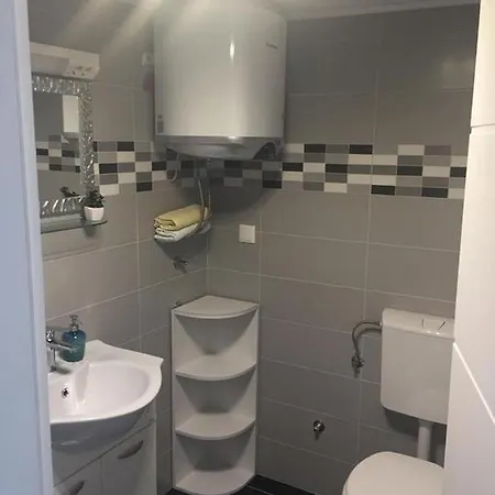With A Parking Space Mandre, Pag - 16499 Apartman